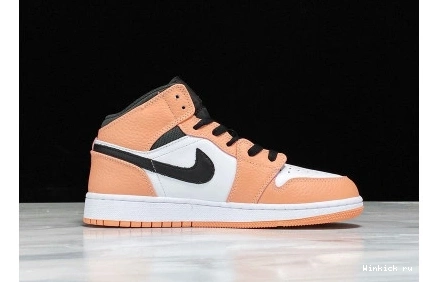 (GS) PINK JORDAN MID AIR QUARTZ 1 1101